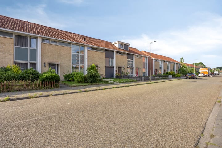 Foto 25 van De Genestetlaan 13