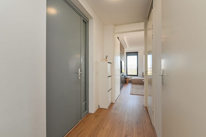 Foto 9 van Simon Carmiggelthof 156