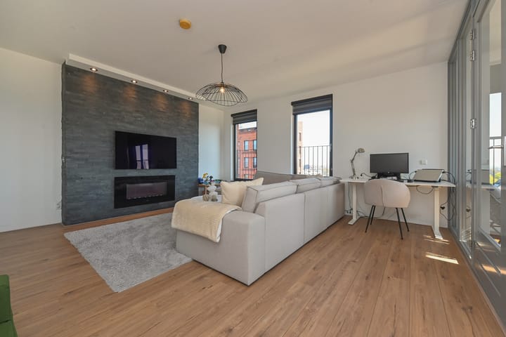 Foto 12 van Simon Carmiggelthof 156