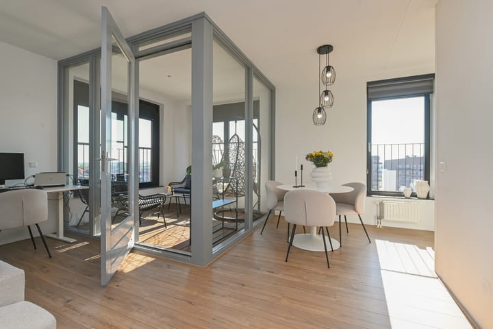 Foto 15 van Simon Carmiggelthof 156