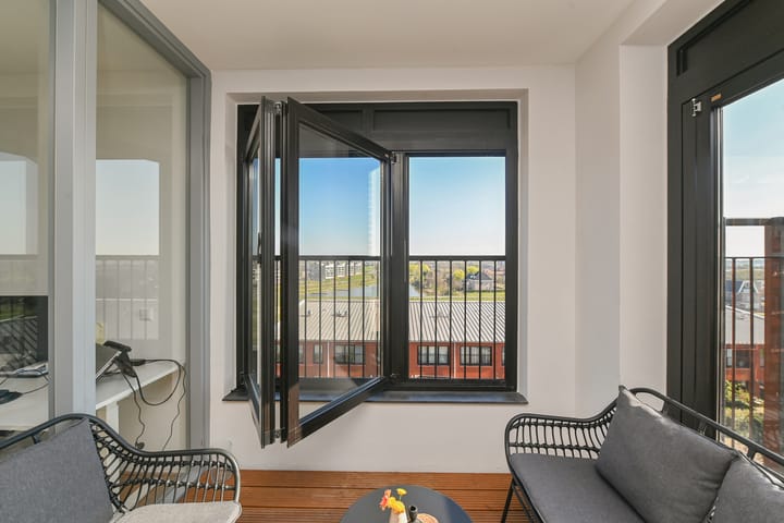 Foto 17 van Simon Carmiggelthof 156