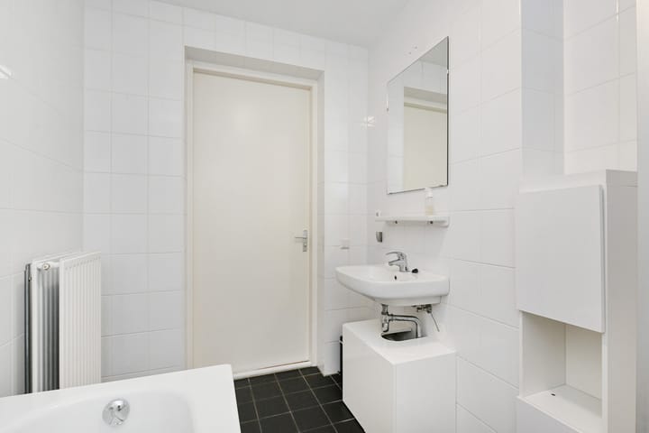 Foto 25 van Simon Carmiggelthof 156