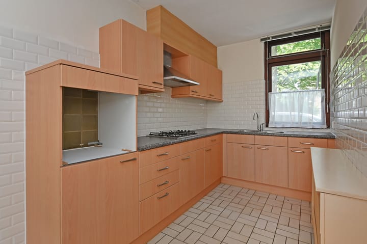 Foto 9 van Albert Schweitzerlaan 148