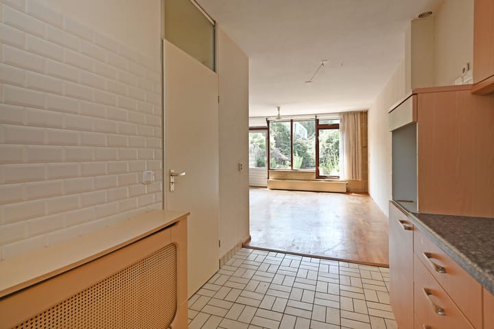 Foto 10 van Albert Schweitzerlaan 148