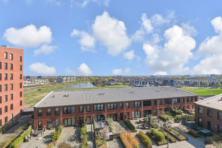 Foto 35 van Simon Carmiggelthof 156