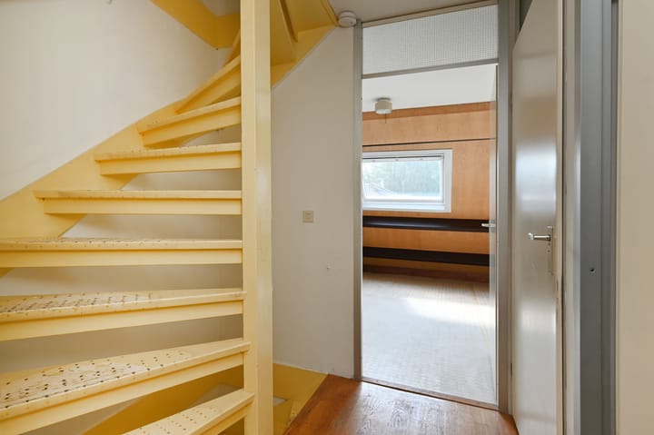 Foto 18 van Albert Schweitzerlaan 148