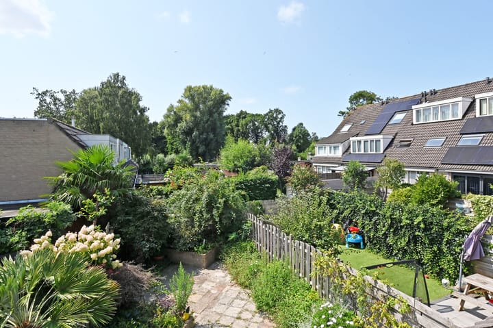 Foto 26 van Albert Schweitzerlaan 148