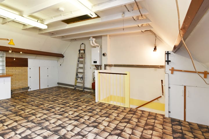 Foto 28 van Albert Schweitzerlaan 148