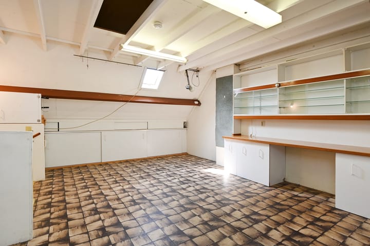 Foto 30 van Albert Schweitzerlaan 148