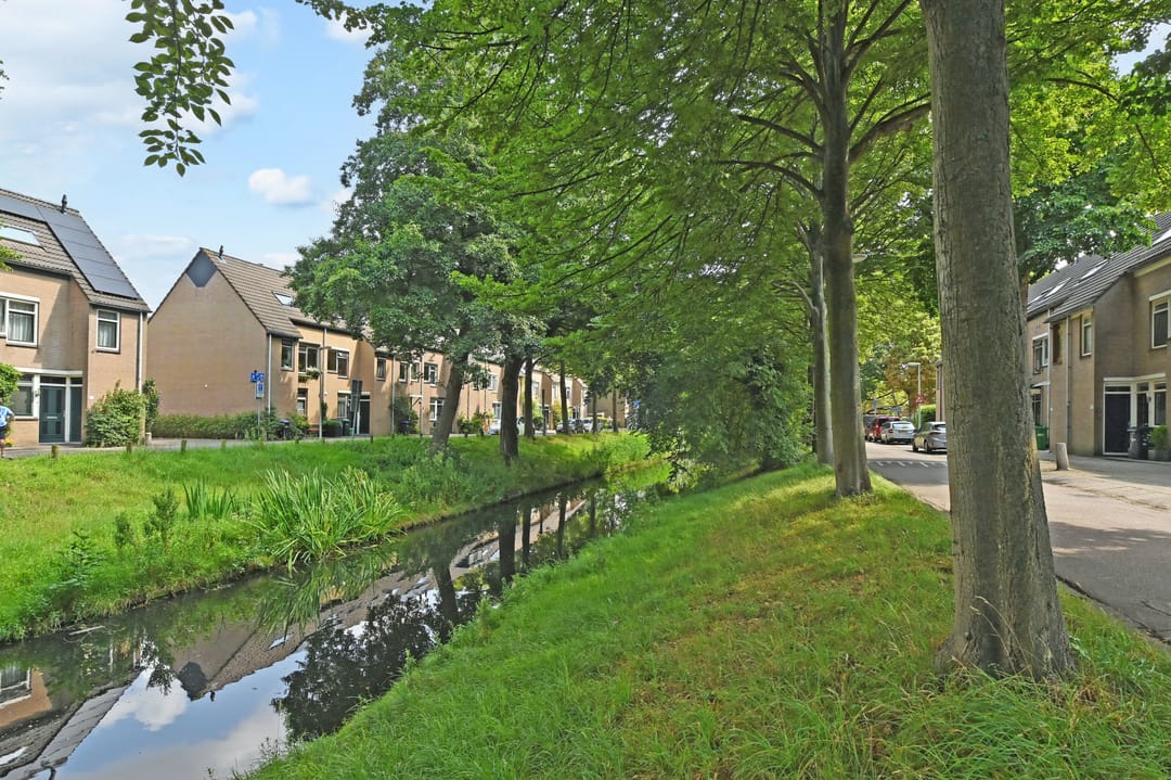 Photo 31 of Albert Schweitzerlaan 148
