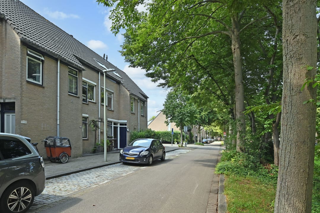 Photo 32 of Albert Schweitzerlaan 148