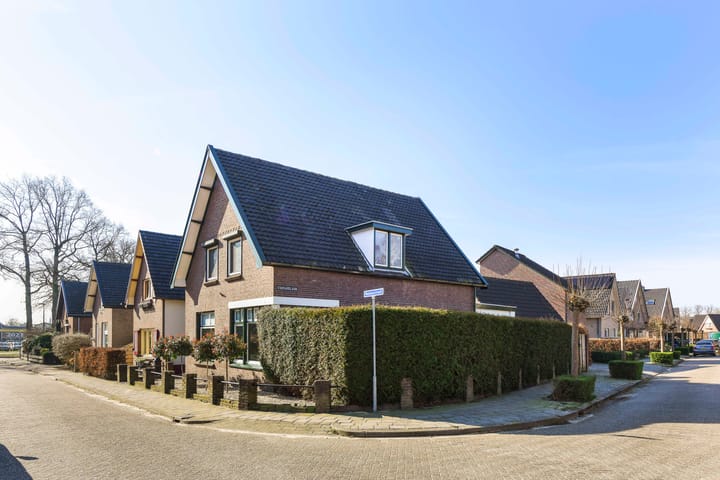 Foto 38 van Weimarstraat 7