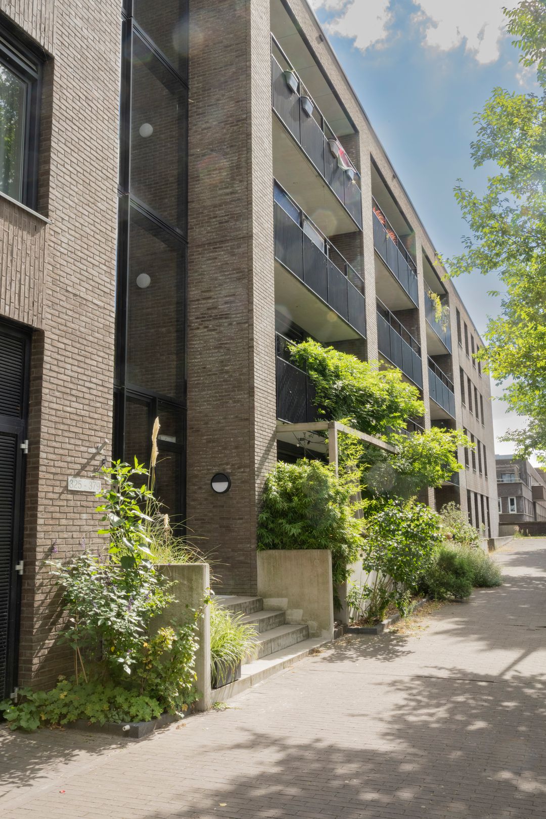 Foto 22 van Emmy Andriessestraat 371