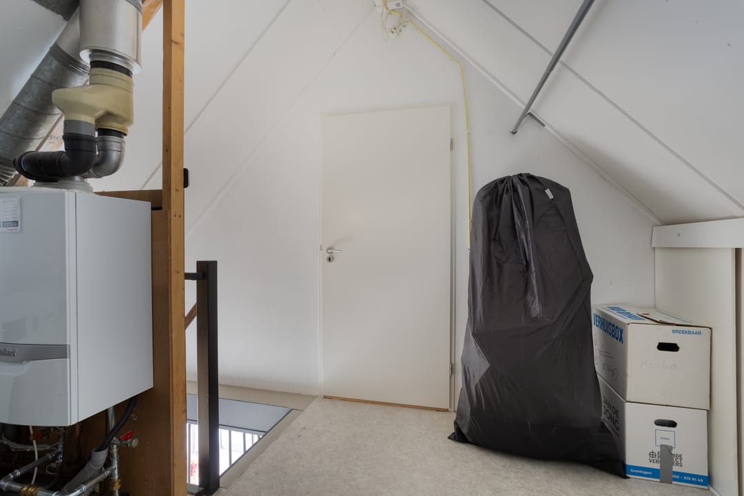 Photo 32 of Reiger 12