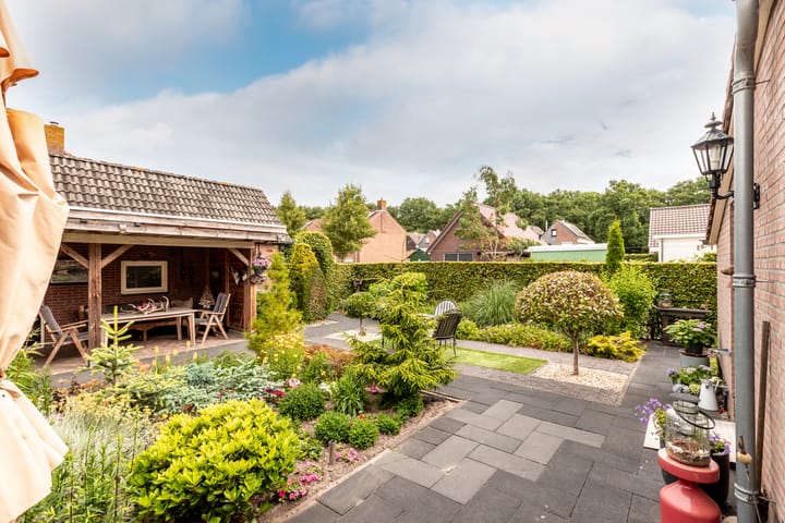 Foto 29 van Larixweg 9