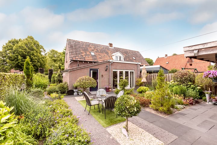 Foto 30 van Larixweg 9