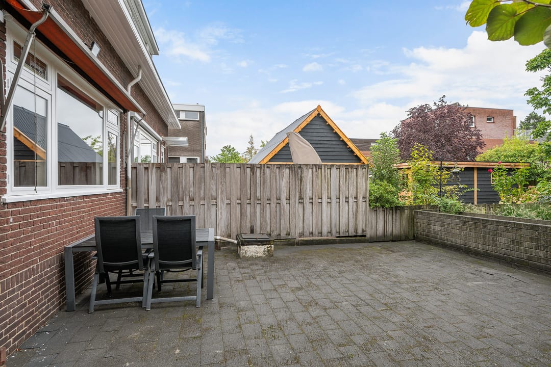 Foto 16 van Hoofdweg 142