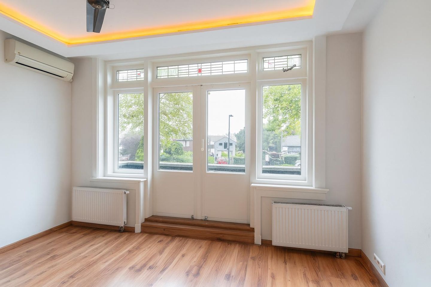 Foto 25 van Hoofdweg 142