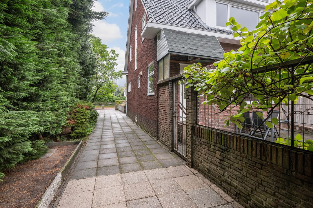 Foto 38 van Hoofdweg 142