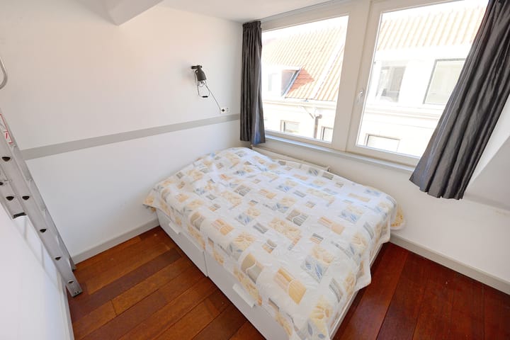 Photo 26 of IJmuidenstraat 52