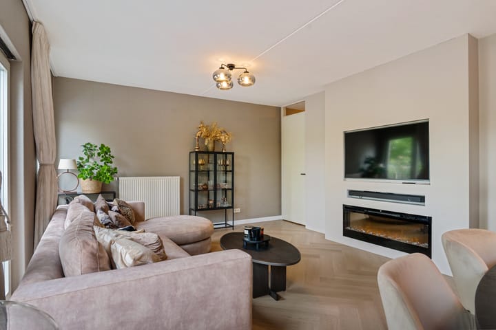 Foto 21 van Steentijdsingel 63