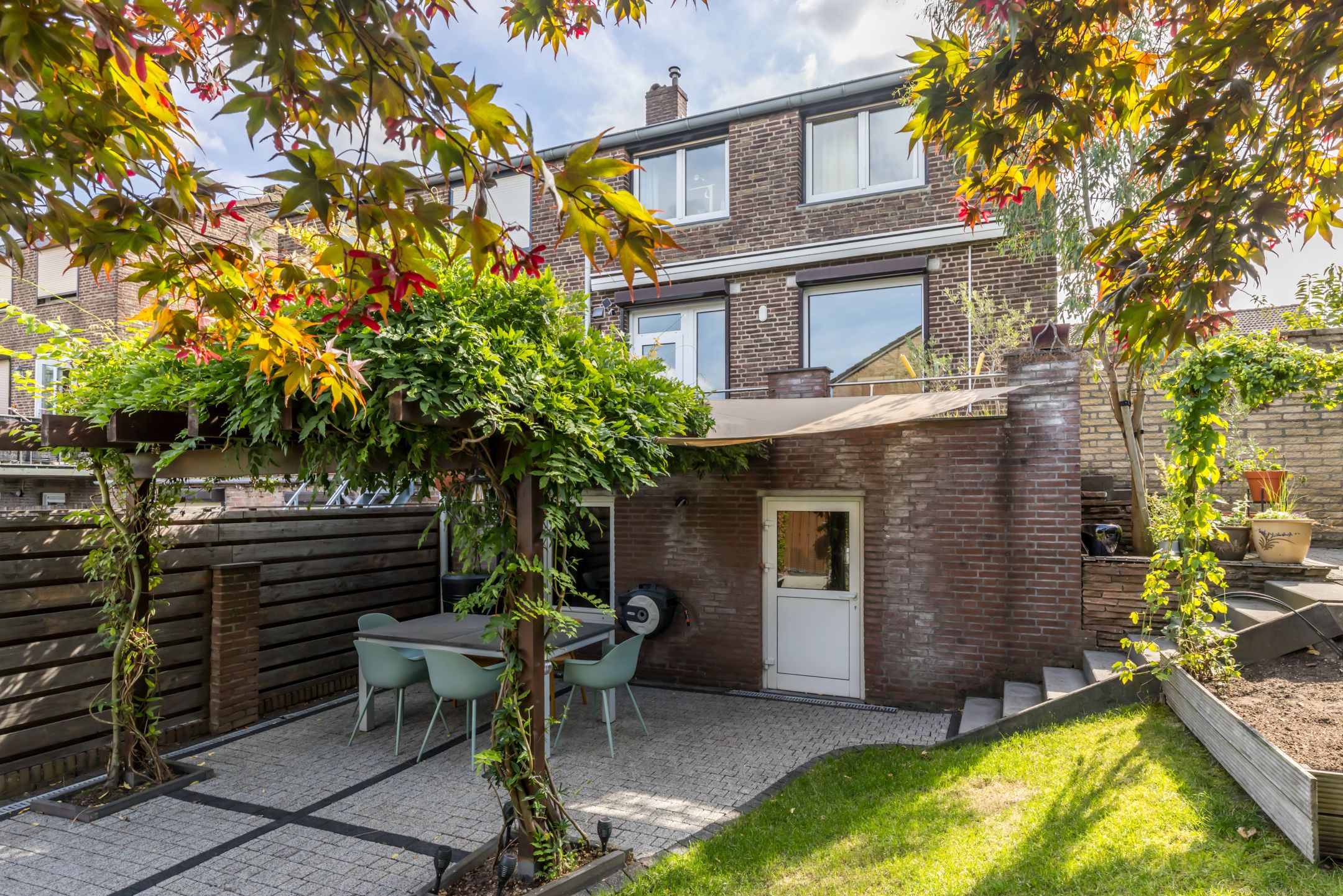 Foto 33 van Lijsterbesstraat 18