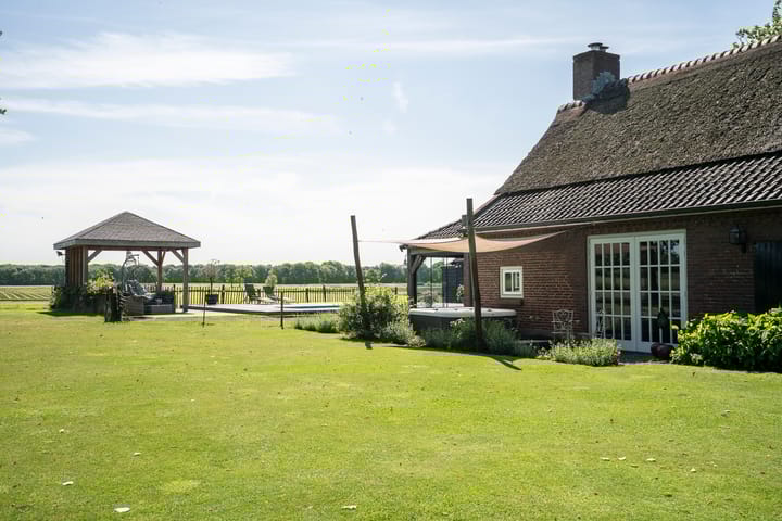 Foto 9 van Leenselweg 9