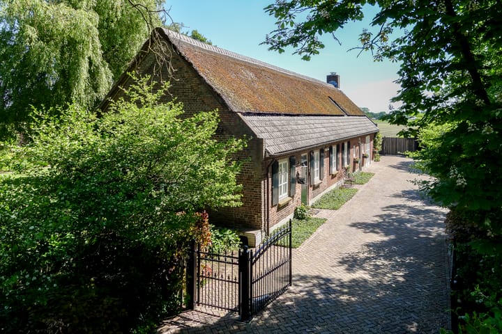 Foto 50 van Leenselweg 9