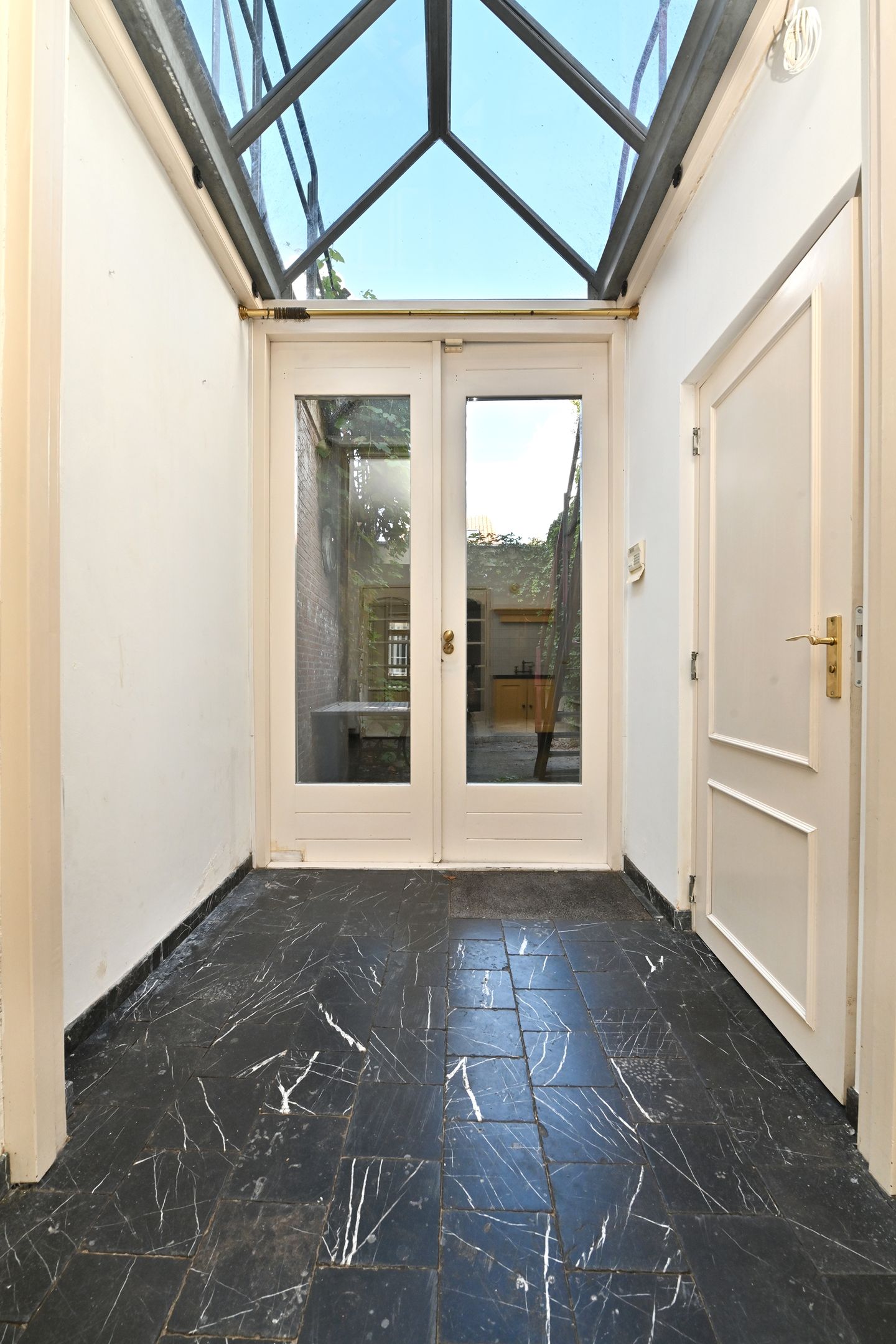 Photo 14 of Rijkebuurtstraat 30