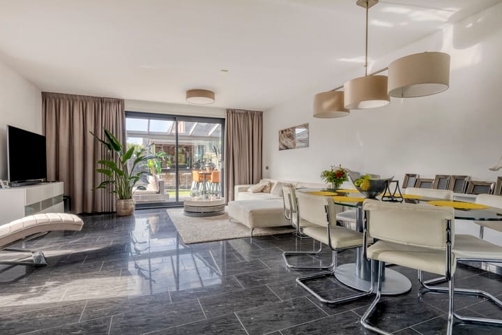 Foto 3 van Hermitage 104