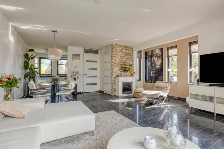 Foto 7 van Hermitage 104