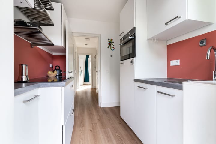 Foto 17 van Wouwermanstraat 63-A