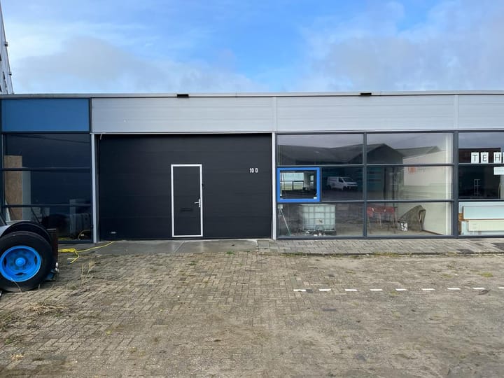 De Iisbaan 10-d, Wommels