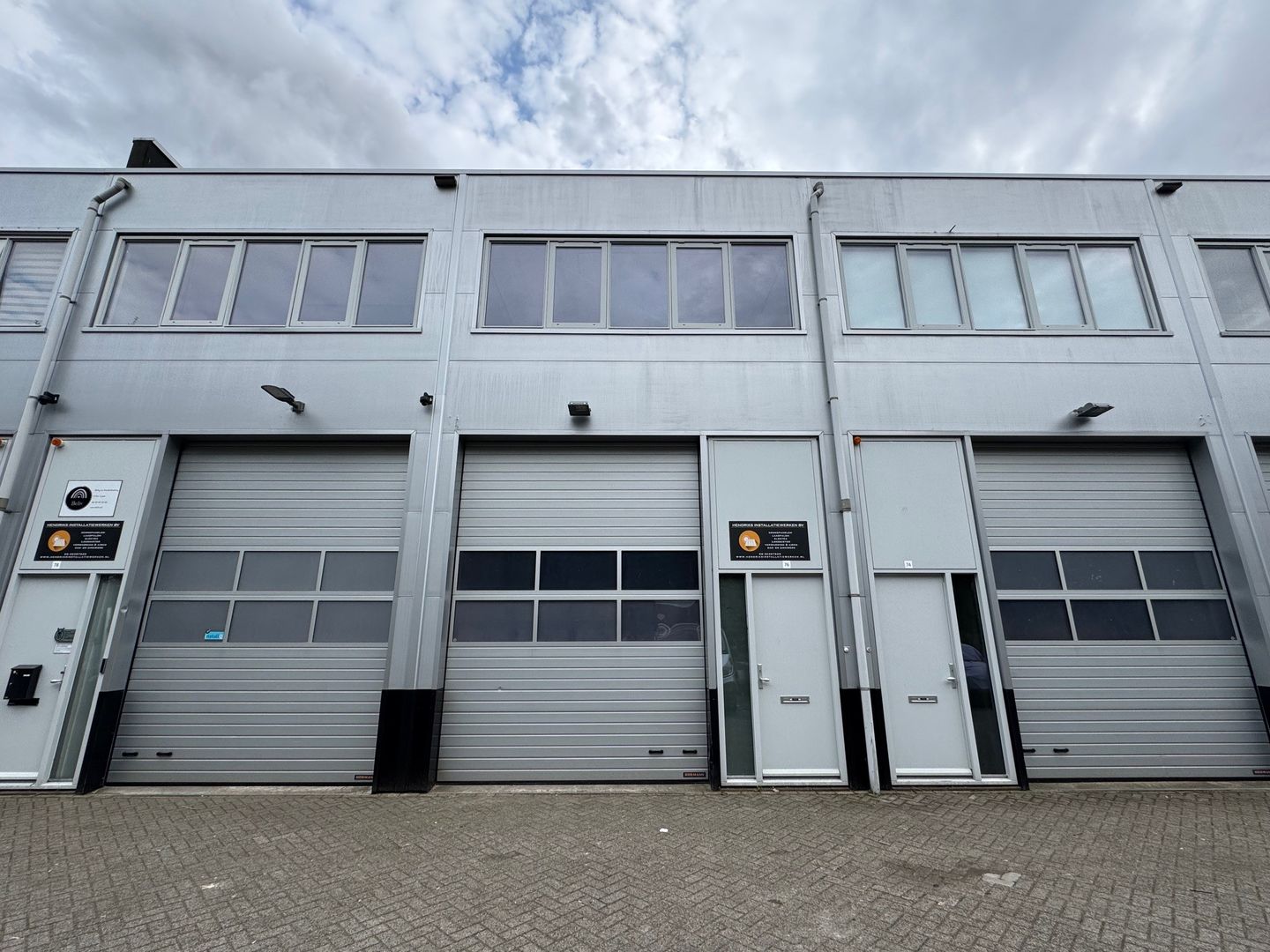 View photo 3 of Van de Reijtstraat 76