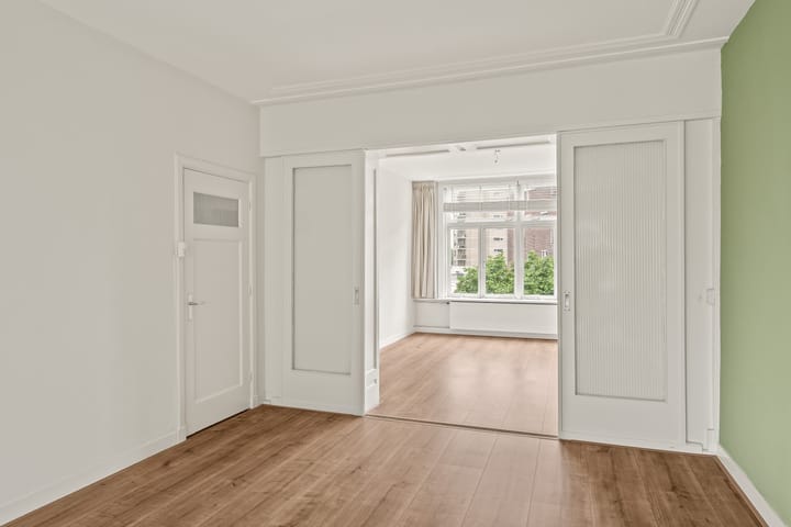 Photo 10 of Honingerdijk 41-B02