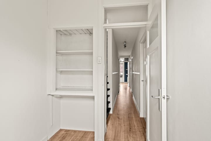 Photo 21 of Honingerdijk 41-B02