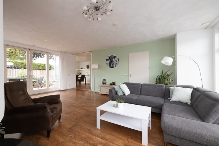 Foto 4 van Vredebestlaan 2