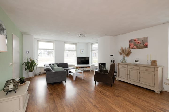 Foto 8 van Vredebestlaan 2