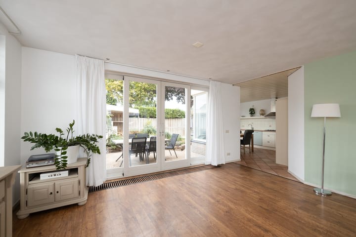 Foto 13 van Vredebestlaan 2