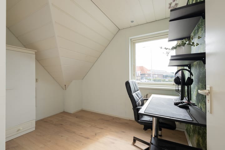 Foto 28 van Vredebestlaan 2