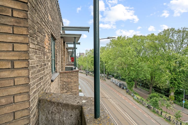 Photo 27 of Honingerdijk 41-B02