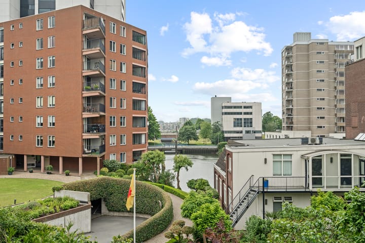 Photo 45 of Honingerdijk 41-B02