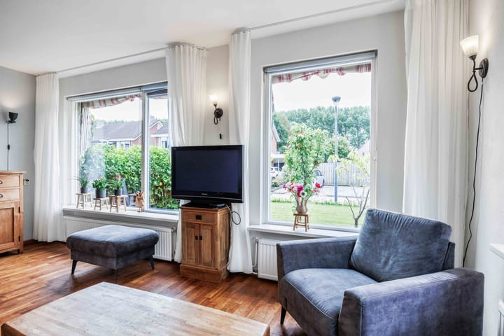 Photo 11 of Meseame 8