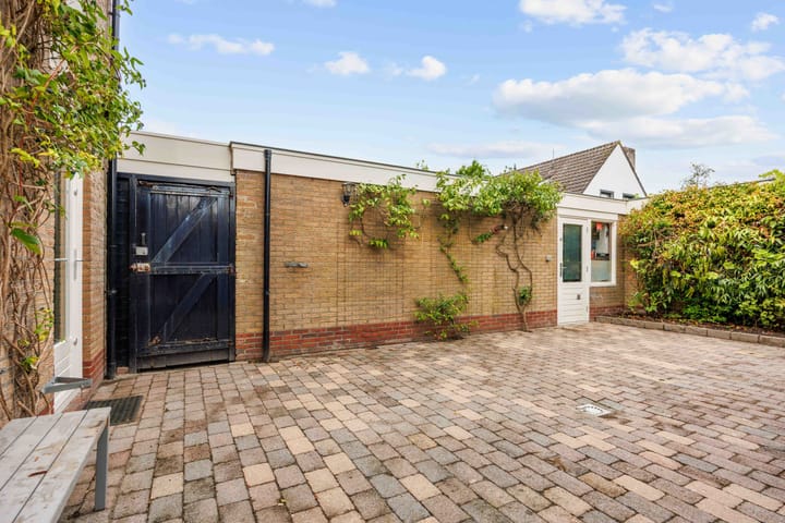 Photo 38 of Meseame 8