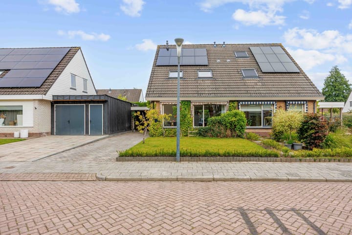 Photo 45 of Meseame 8