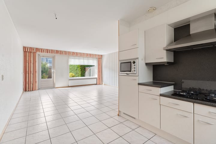 Foto 15 van Baroniestraat 25