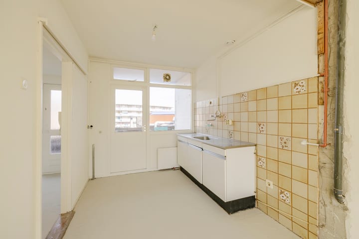 Photo 7 of Jan van Scorelstraat 10