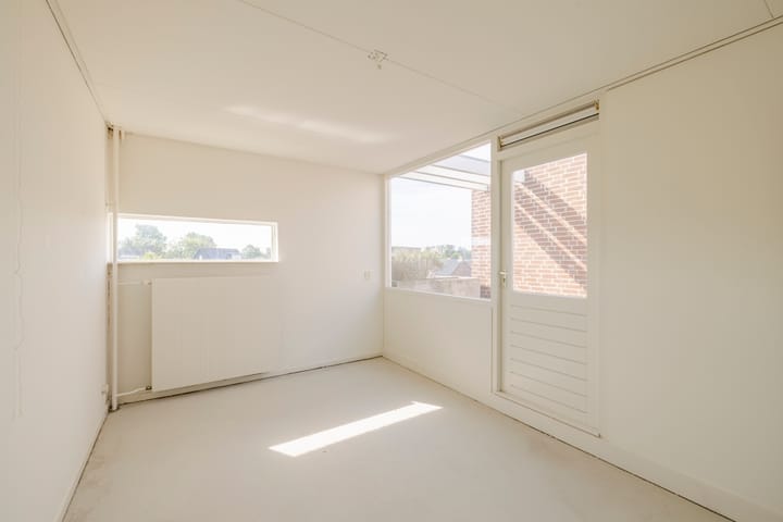 Photo 9 of Jan van Scorelstraat 10