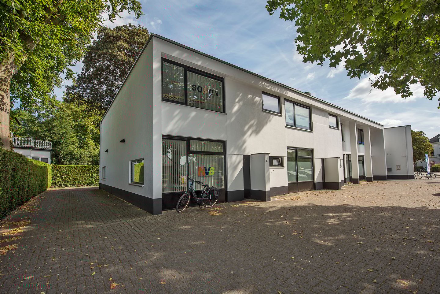Bekijk foto 3 van Prins Bernhardweg 21