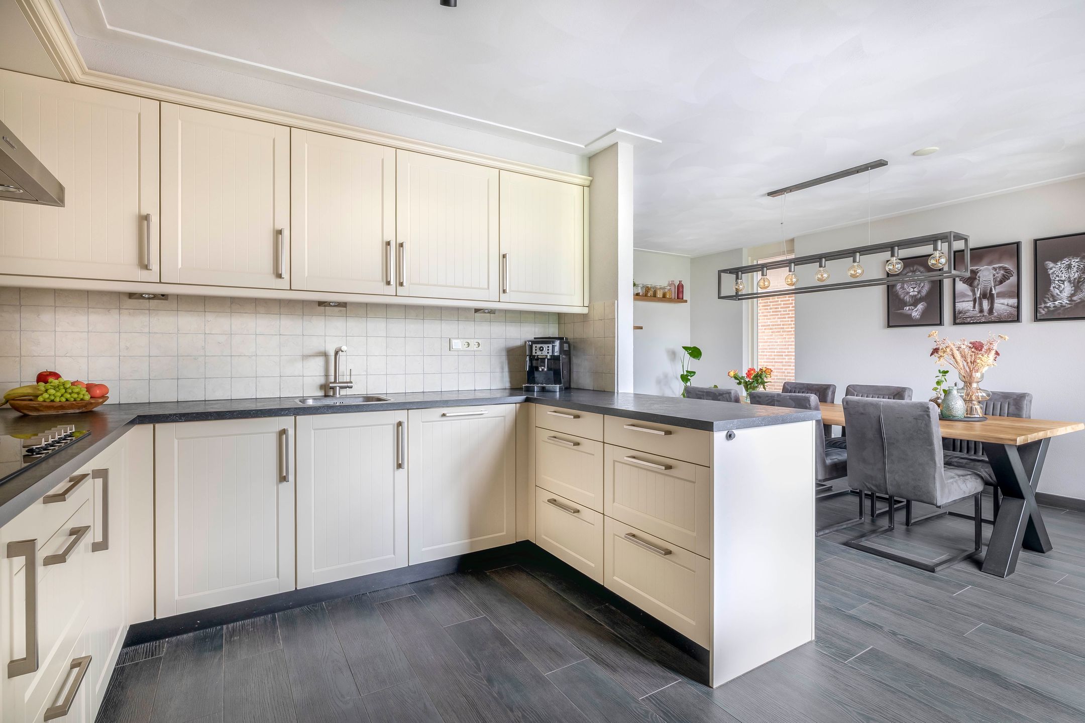 Photo 12 of Boomstraat 22